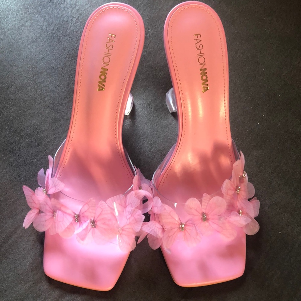 Fashion Nova Pink heels